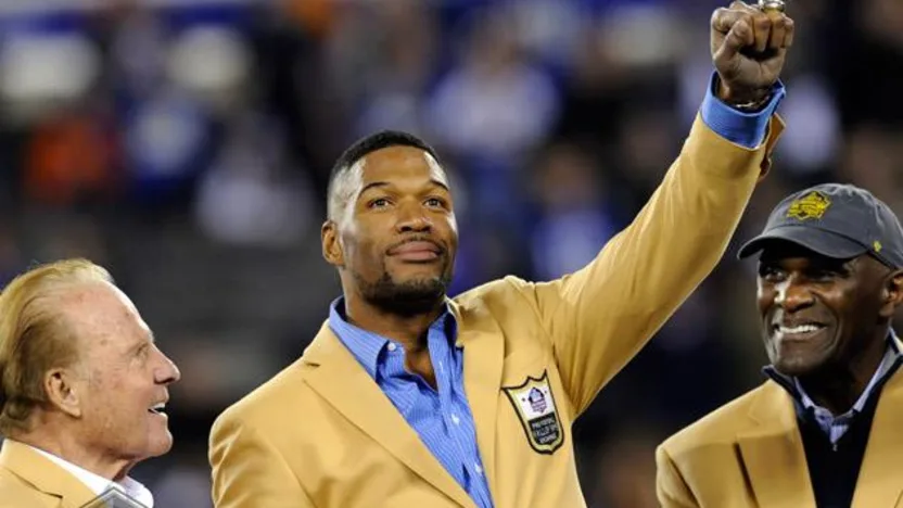 image: Gallery Michael Strahan's Hall of Fame Ring Presentation - image: 