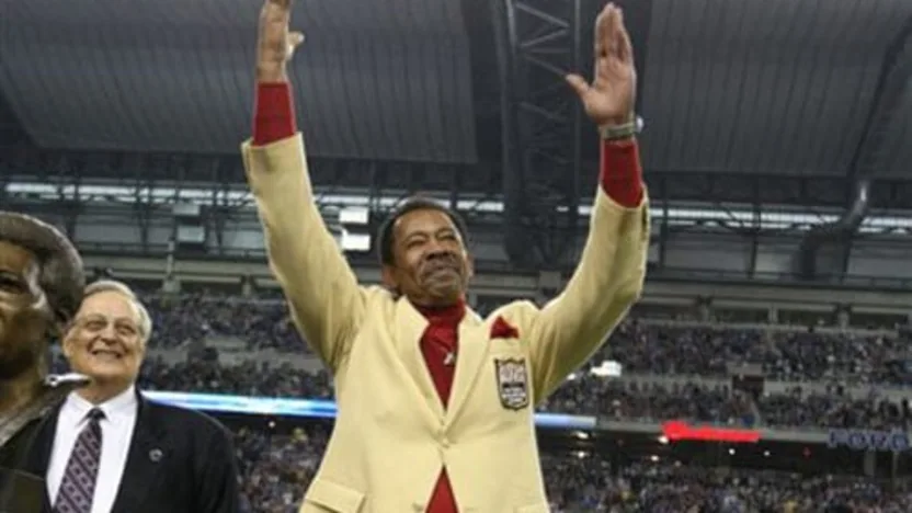 image: Gallery Charlie Sanders Ring Presentation - image: 