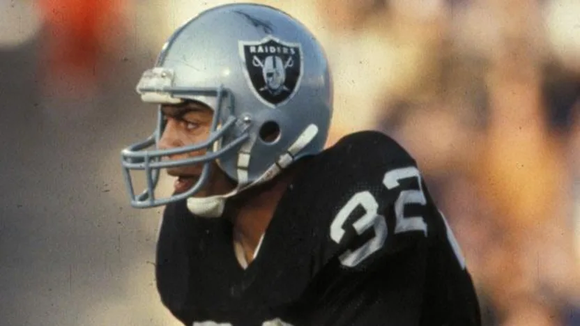 image: Gallery Marcus Allen, Class of 2003 - image: 