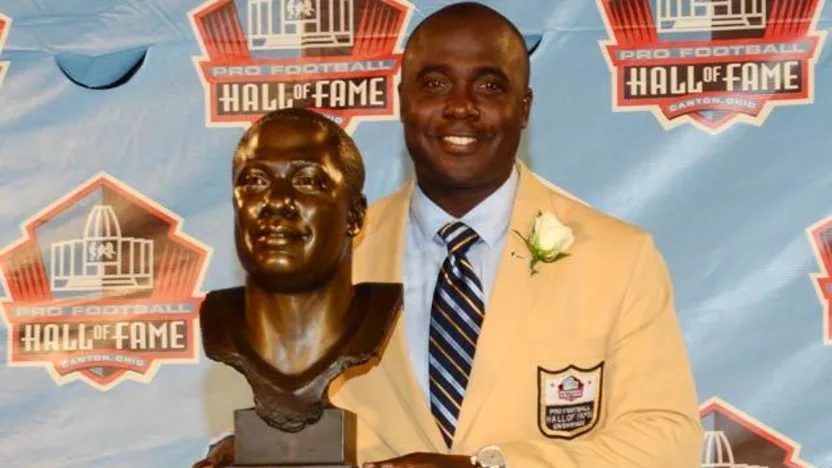 image: Gallery Enshrinement weekend with Marshall Faulk - image: 
