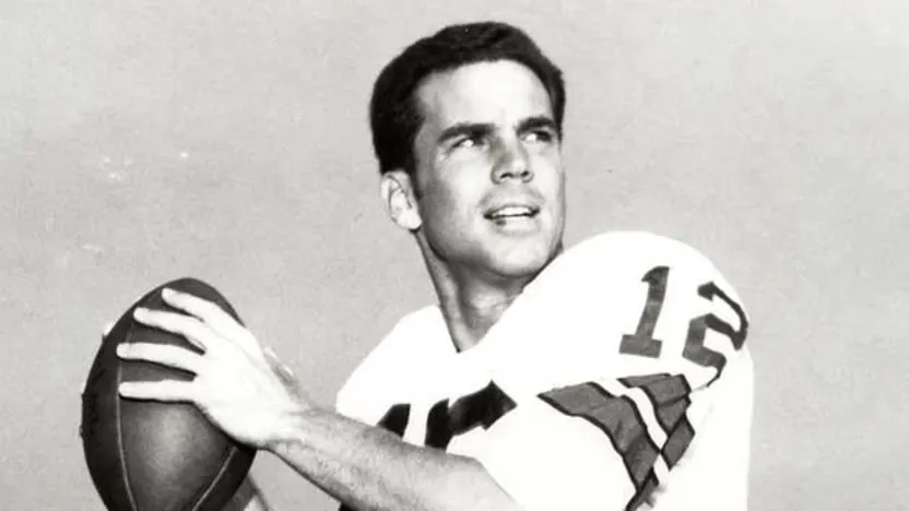 image: Gallery Roger Staubach, Class of 1985 - image: 