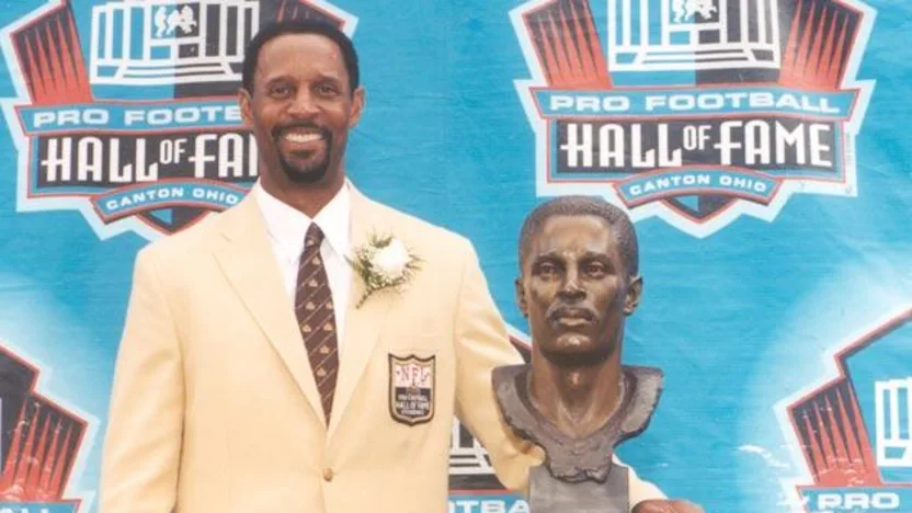 image: Gallery James Lofton, Class of 2003 - image: 