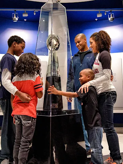 image: Experience Exhibits