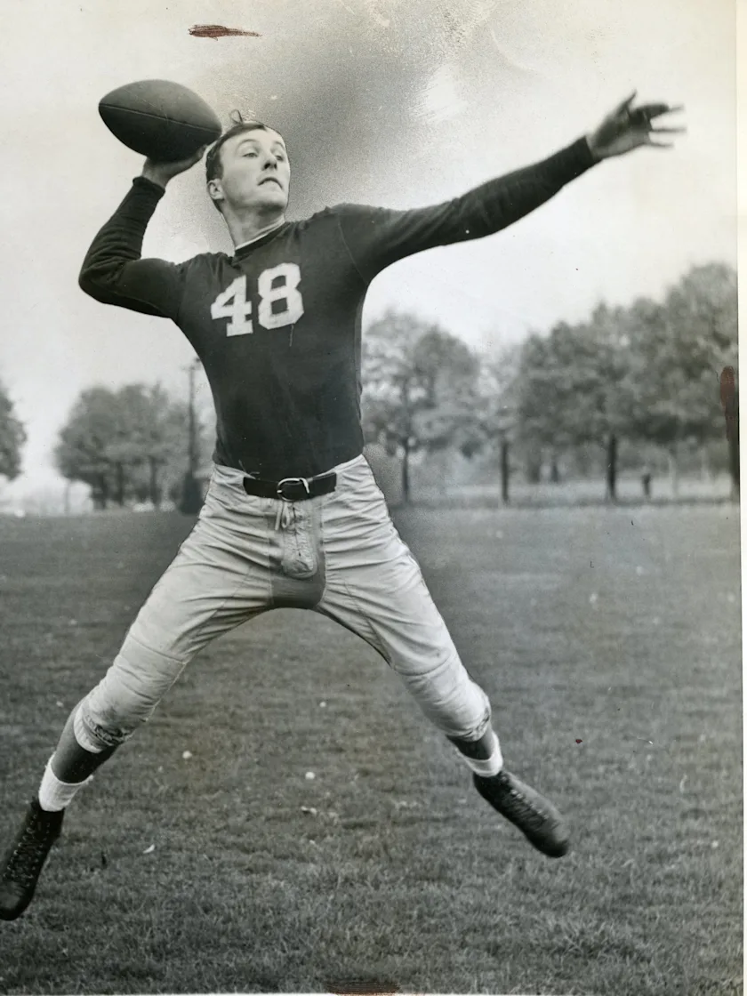 image: Angelo Bertelli, QB, Notre Dame