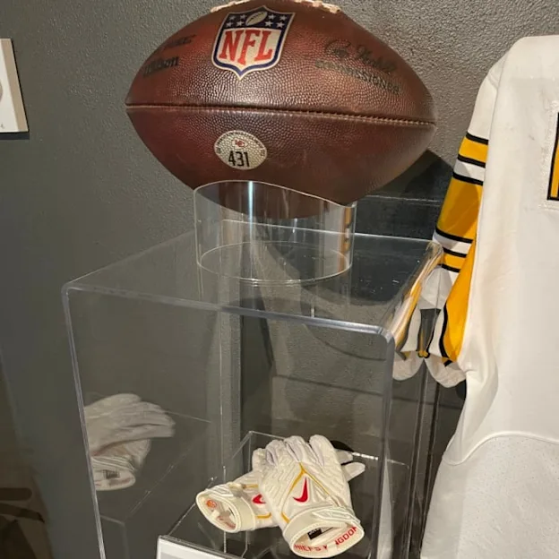 image: News Items from Electric Divisional Round Playoff Game Arrive at HallChiefsArtifacts700.jpg