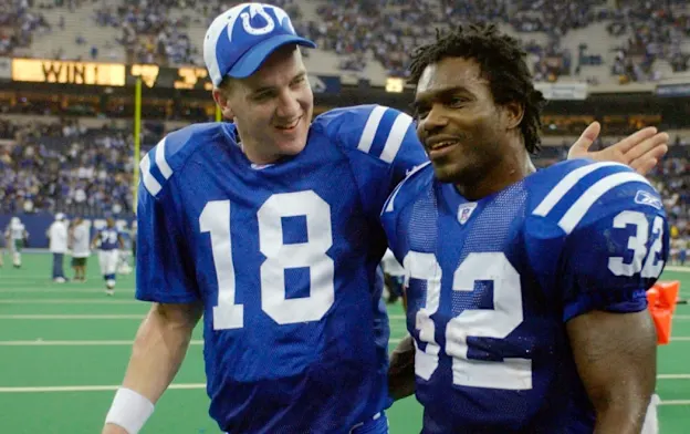 image: News Peyton Manning Endorses Edgerrin James for HOFManningJames1050Web
