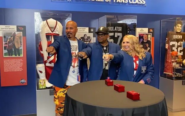 image: News Pro Football Hall of Fame Unveils Displays as Ford Hall of Fans Honors its Class of 2021ForHallofFans21_1050