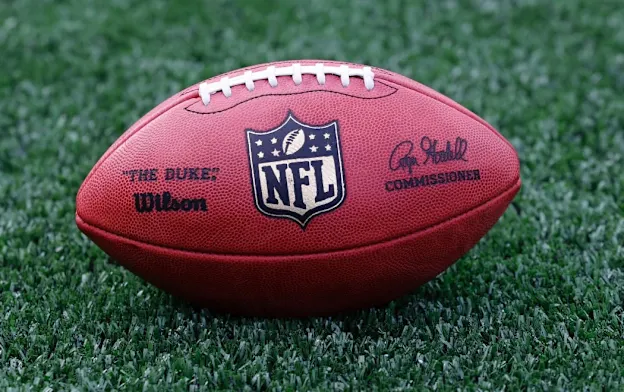 image: News NFL Exploring Saturday Games in 2020NFLBall1050Web