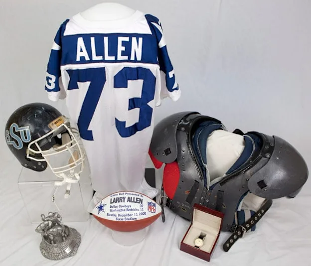 image: News Allen donates artifacts