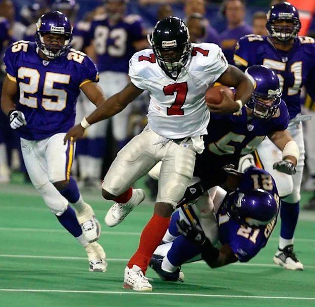 image: News Throwback Ten: Week 12AP_02120102644