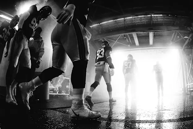 image: News TOP PHOTOS OF 2018 NFL SEASON REVEALED IN HALL OF FAME 51ST ANNUAL PHOTO CONTESTHM_FEA_5_Lobel