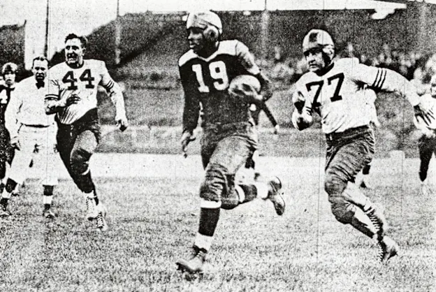 image: News Fact or Fiction? A team has gone an entire game without a rushing attempt.