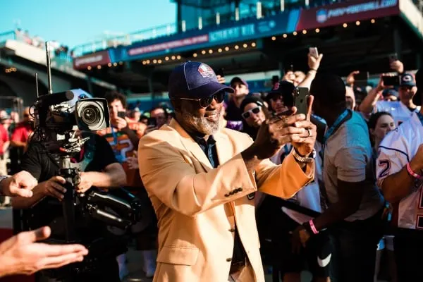 image: News What is the Gold Jacket Walk?Smith600WebStory