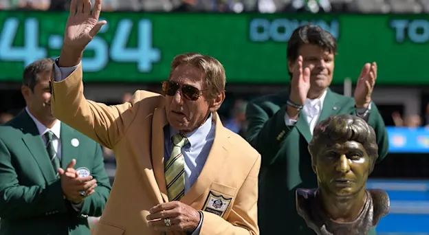 image: News Namath: Mayfield is most outrageous QB in draftnamath-mayfield-800