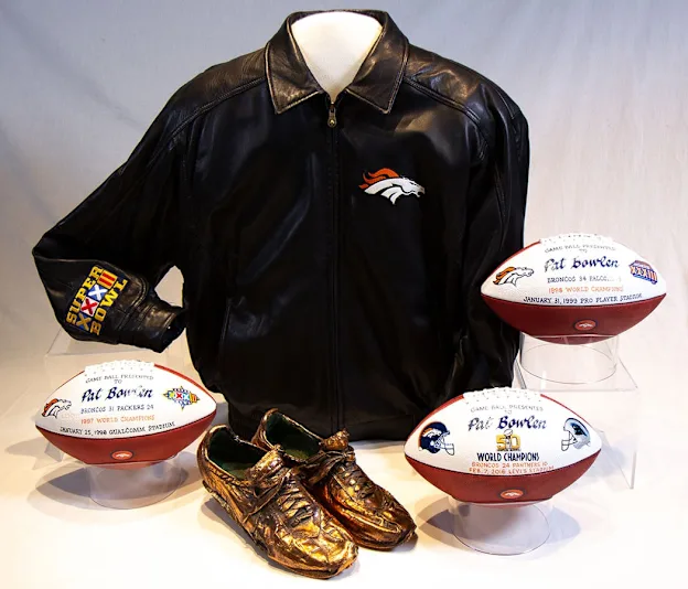 image: News PAT BOWLEN DONATES ARTIFACTS TO THE HALLbowlen-artifatcs-3