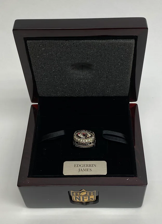 image: News Edgerrin James Collection to the Hall2020.12.9_8