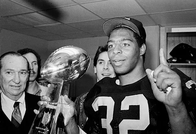 image: News Happy Birthday Marcus Allenallen-4