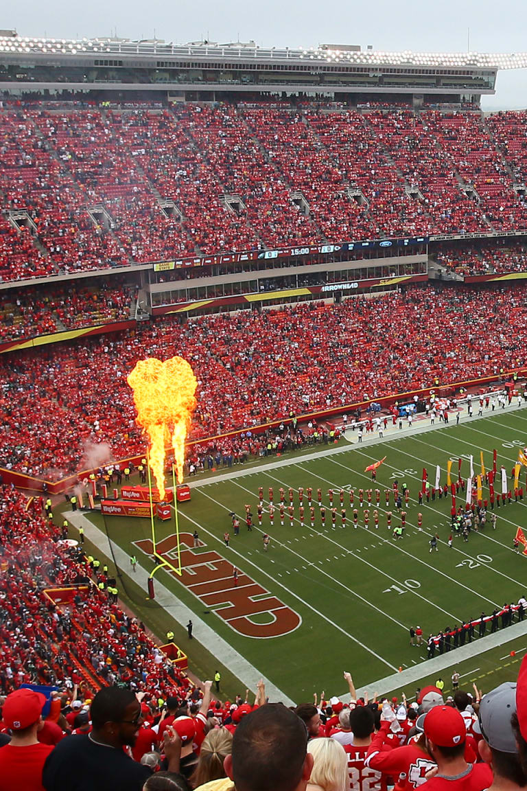 kansas city chiefs football game today