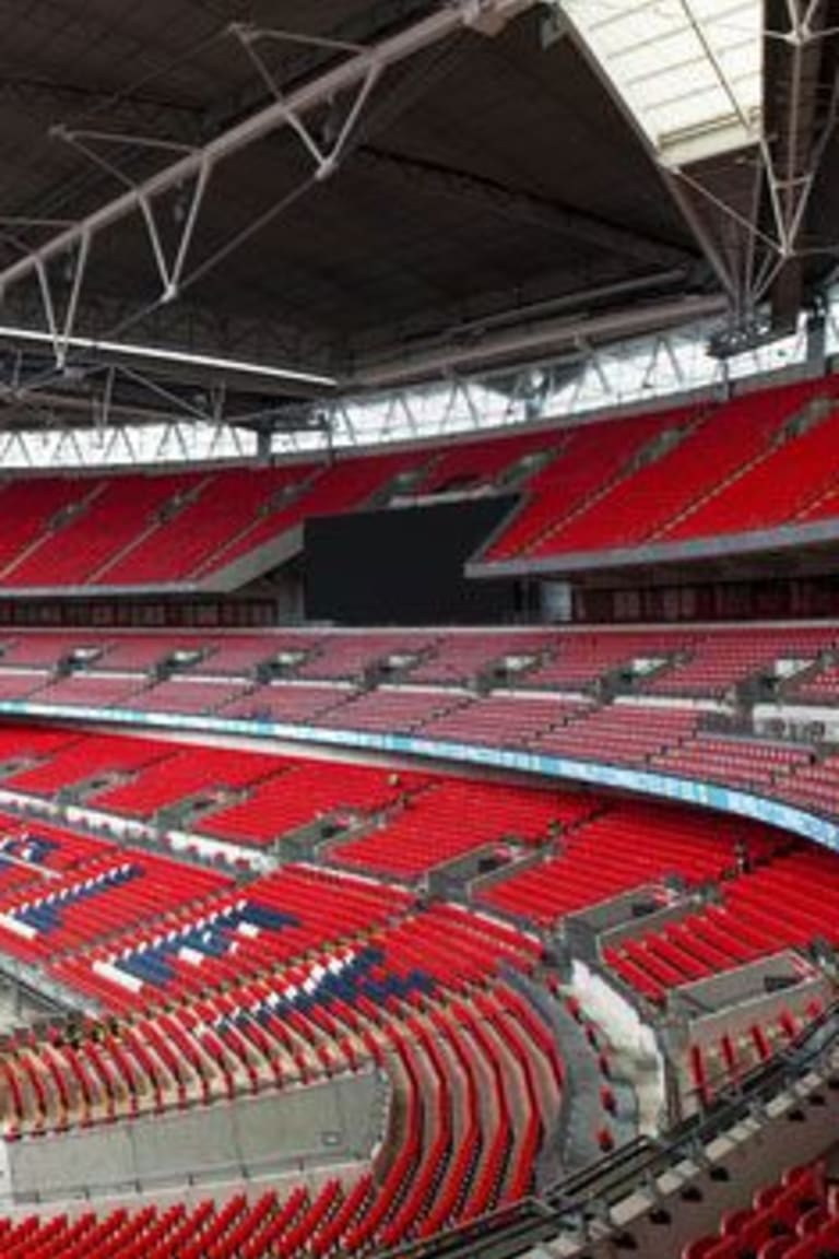 Falcons get hype for Jaguars game in London