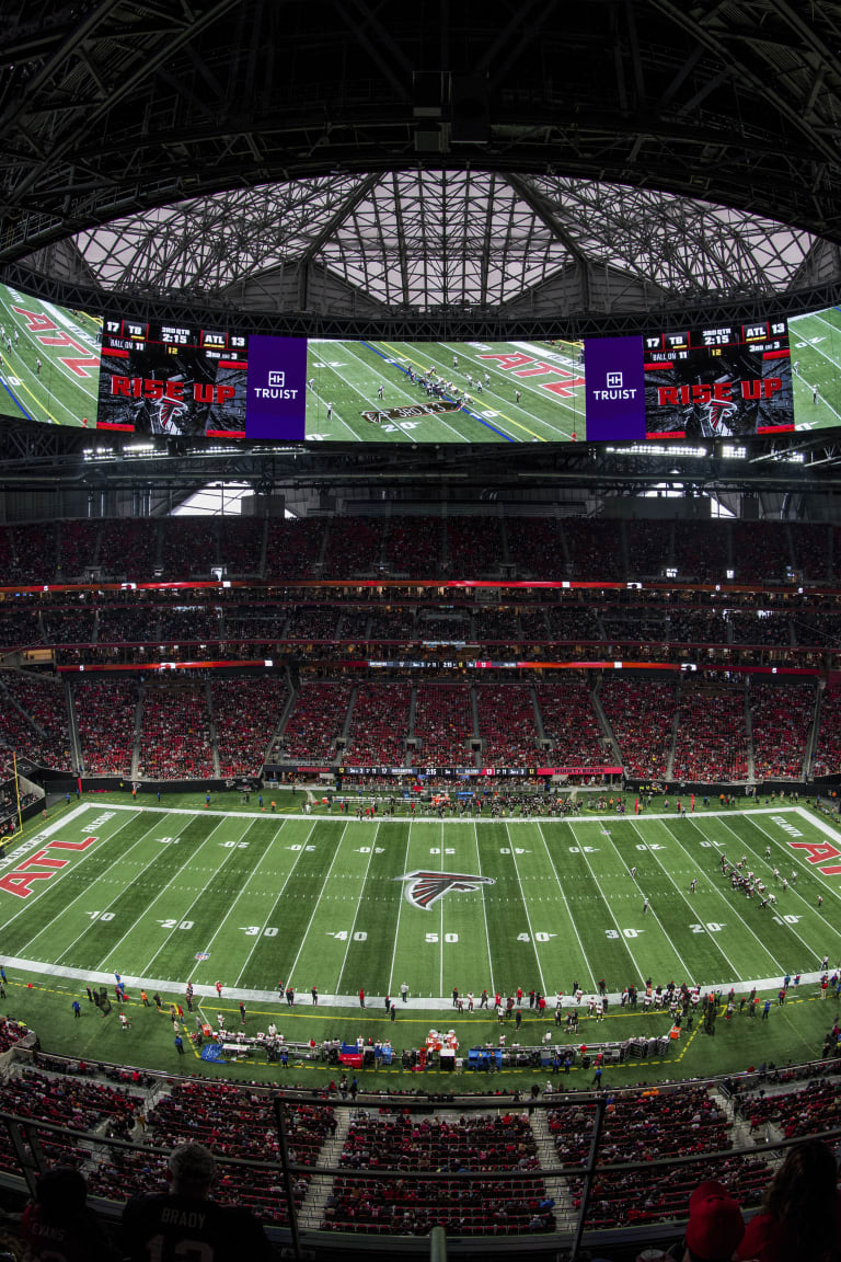 Falcons to play in front of fans at Mercedes-Benz Stadium beginning Oct. 11